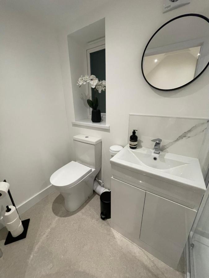 The Lodge Hideaway In Cowes Gurnard Zewnętrze zdjęcie